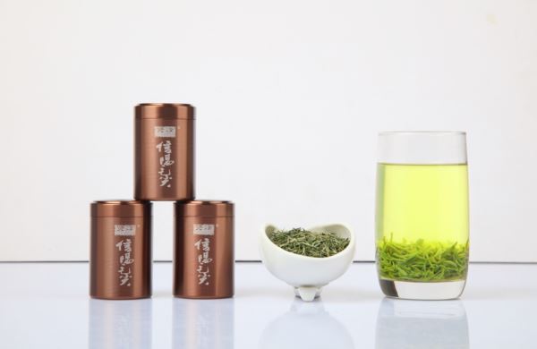小罐 信陽毛尖 零售價(jià)：2600元/盒